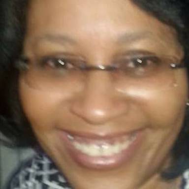 NICHELLE GOLDEN