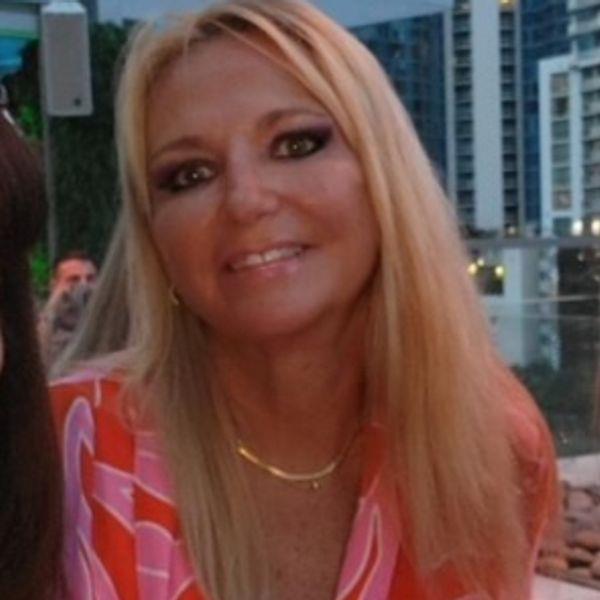 LISA FULLEDA