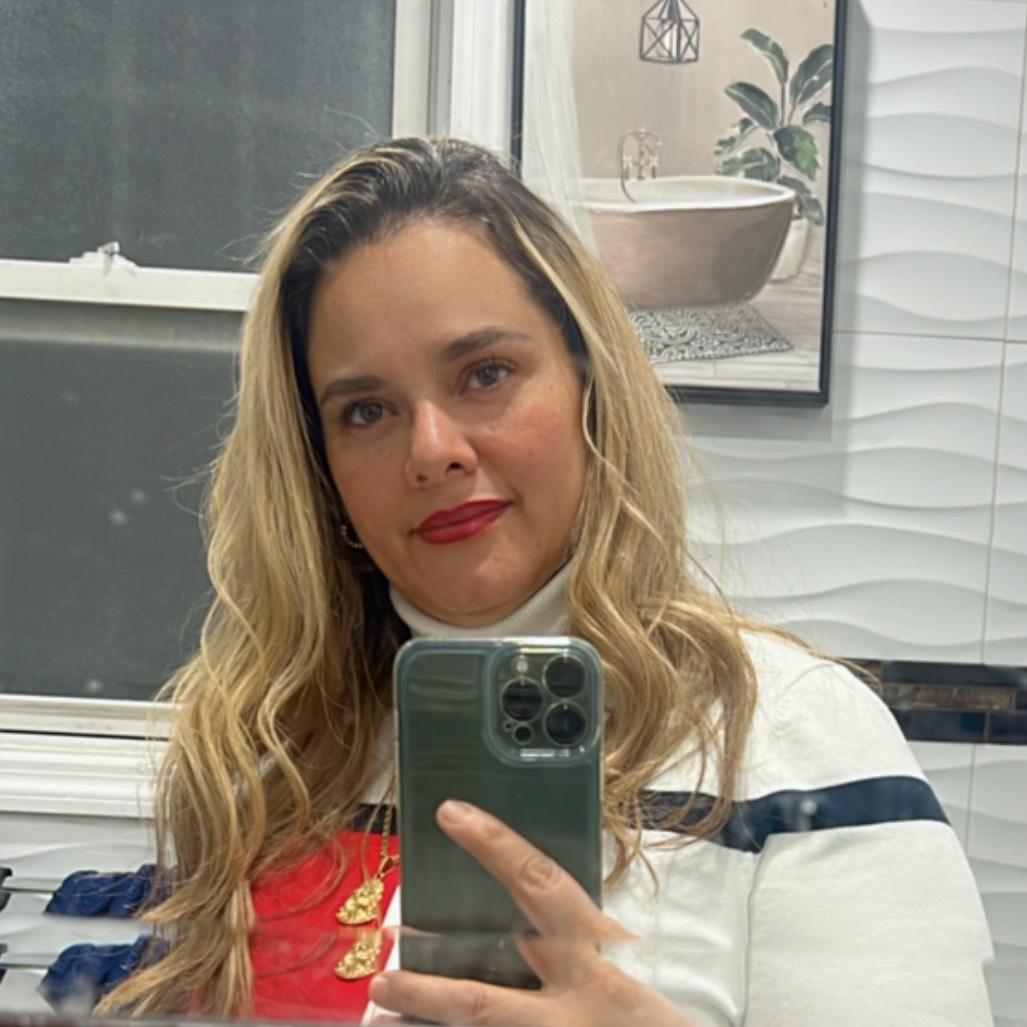 Hilda Robles