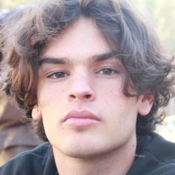 Lucas Harmicar