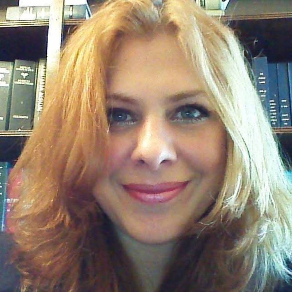 Stefanie DiMaio Larivee
