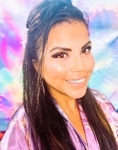 Anna M Robles
