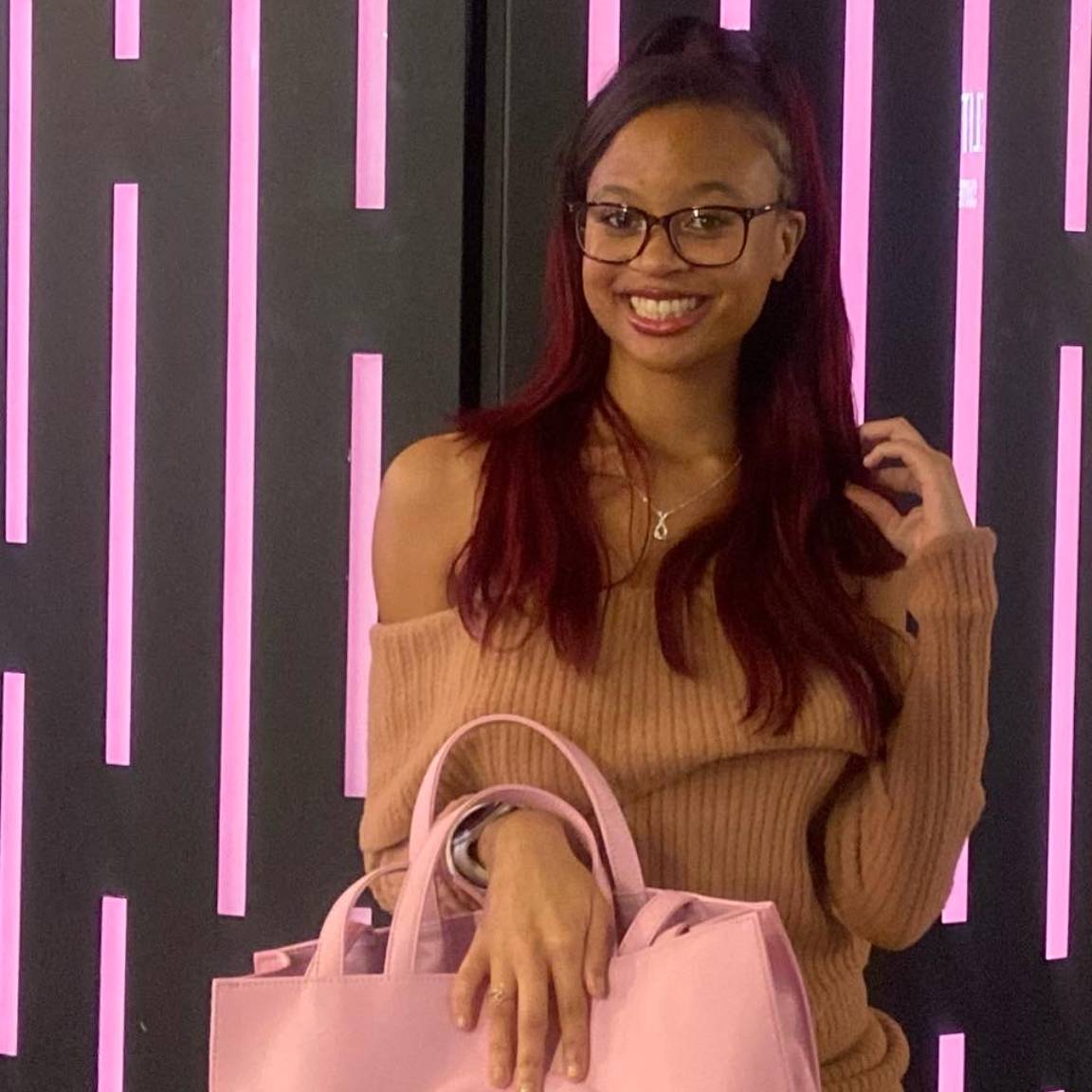 Jakyra Mcgowan
