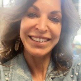Julie- Gilligan
