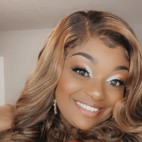Shynia White