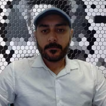 Hadi Ghaderian