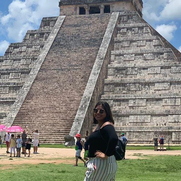 Beatriz Lazaro