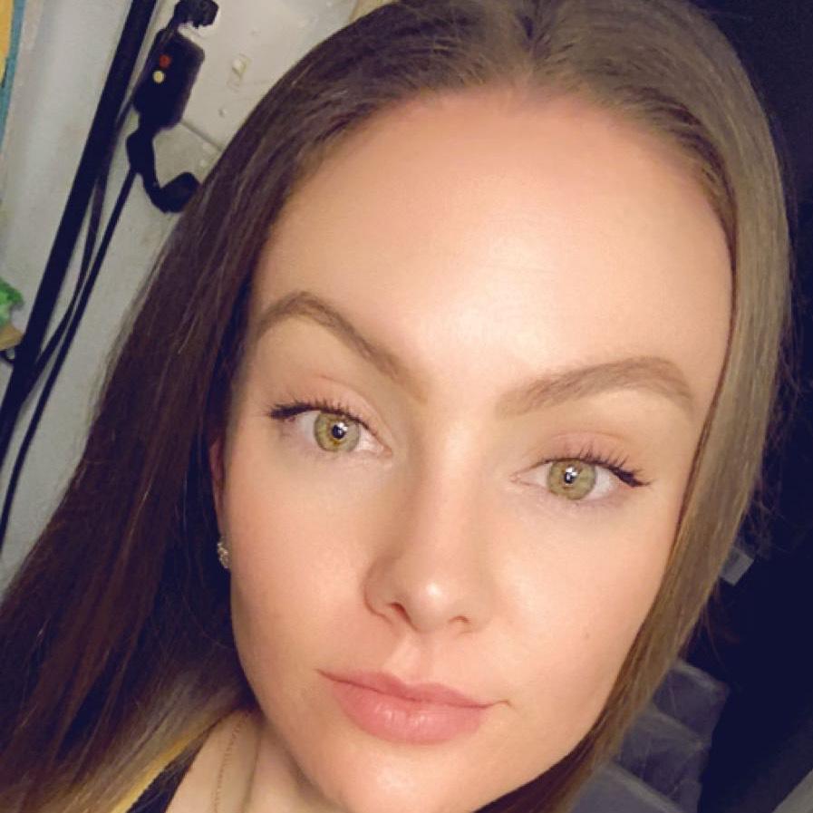 Ashley Hurst