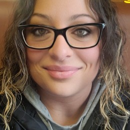 Jennifer L Centeio