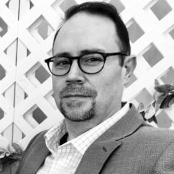 Travis J Hedrick