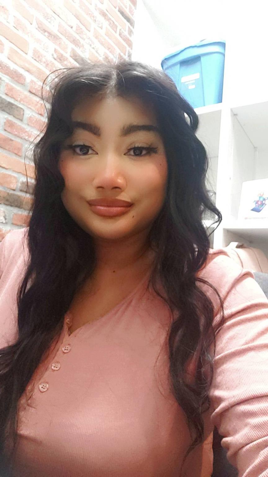 LUOLA STARKS