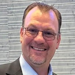 Mike Dee
