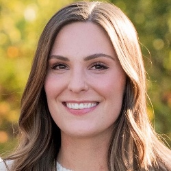 Molly Bach