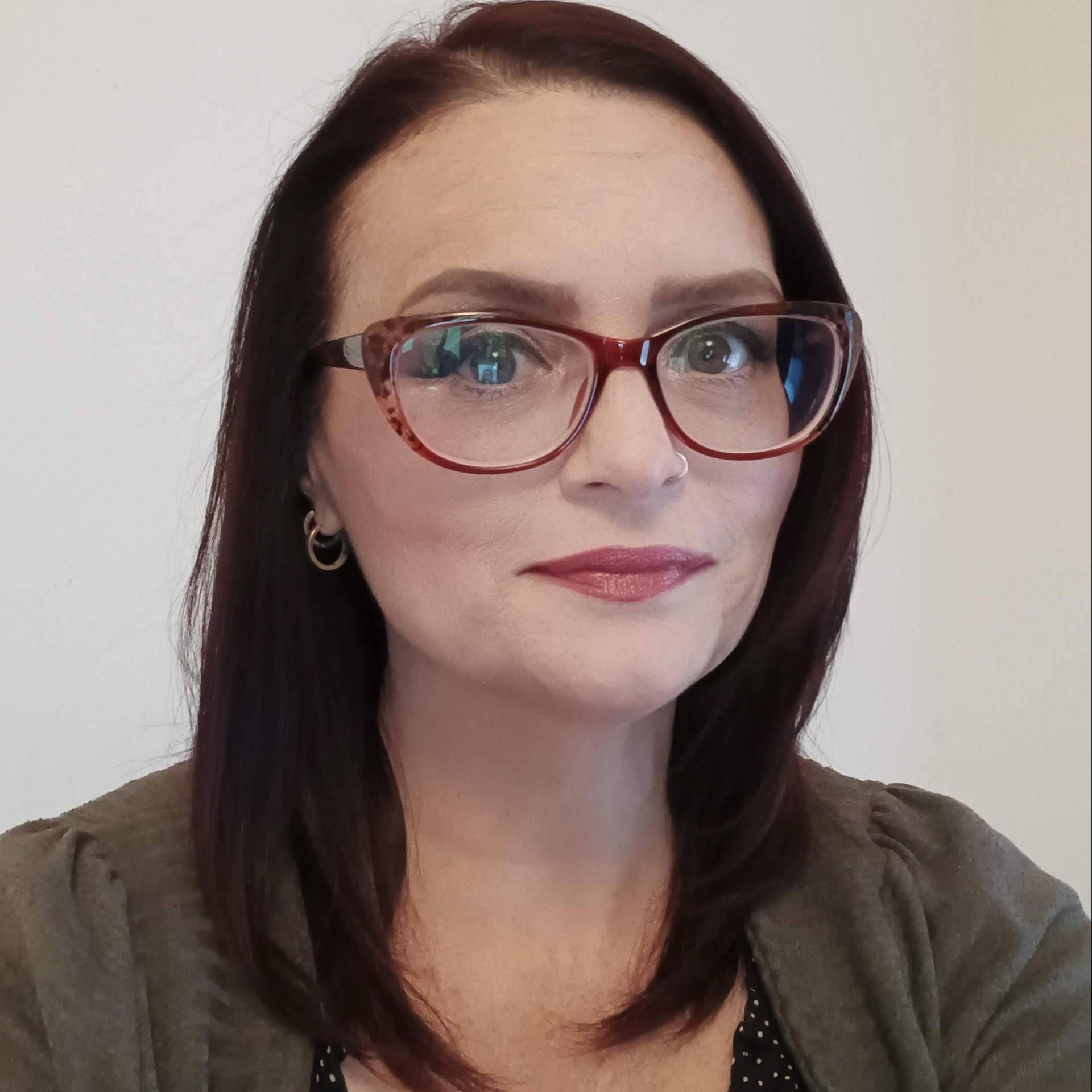 Chelle Bennett-Hesla