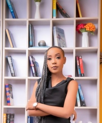CAROL KINUTHIA