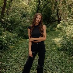 Ellie Yates