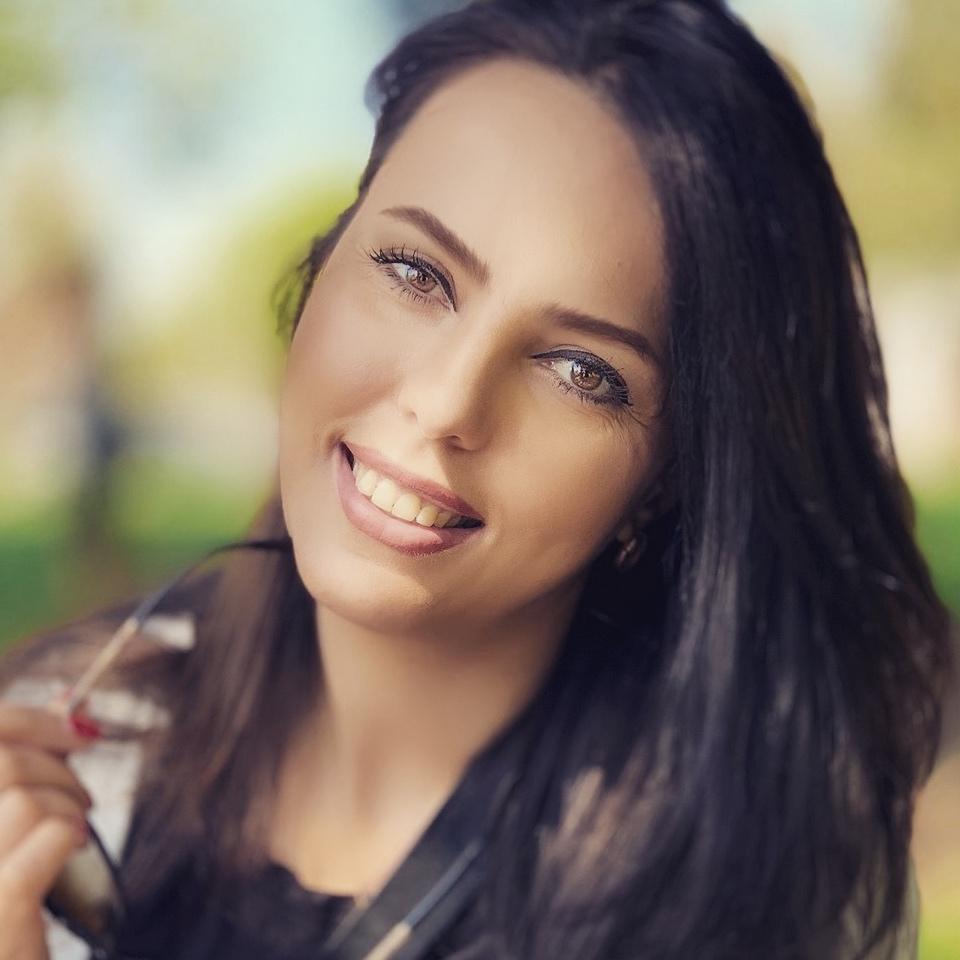 Farzaneh Hozourbakhsh
