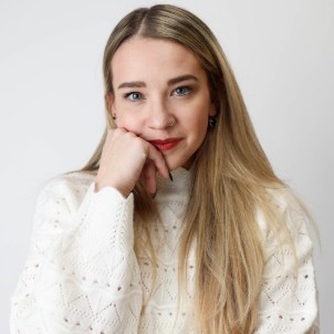 JESSICA C. LINDSAY