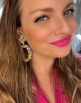 Nicole Laszlo