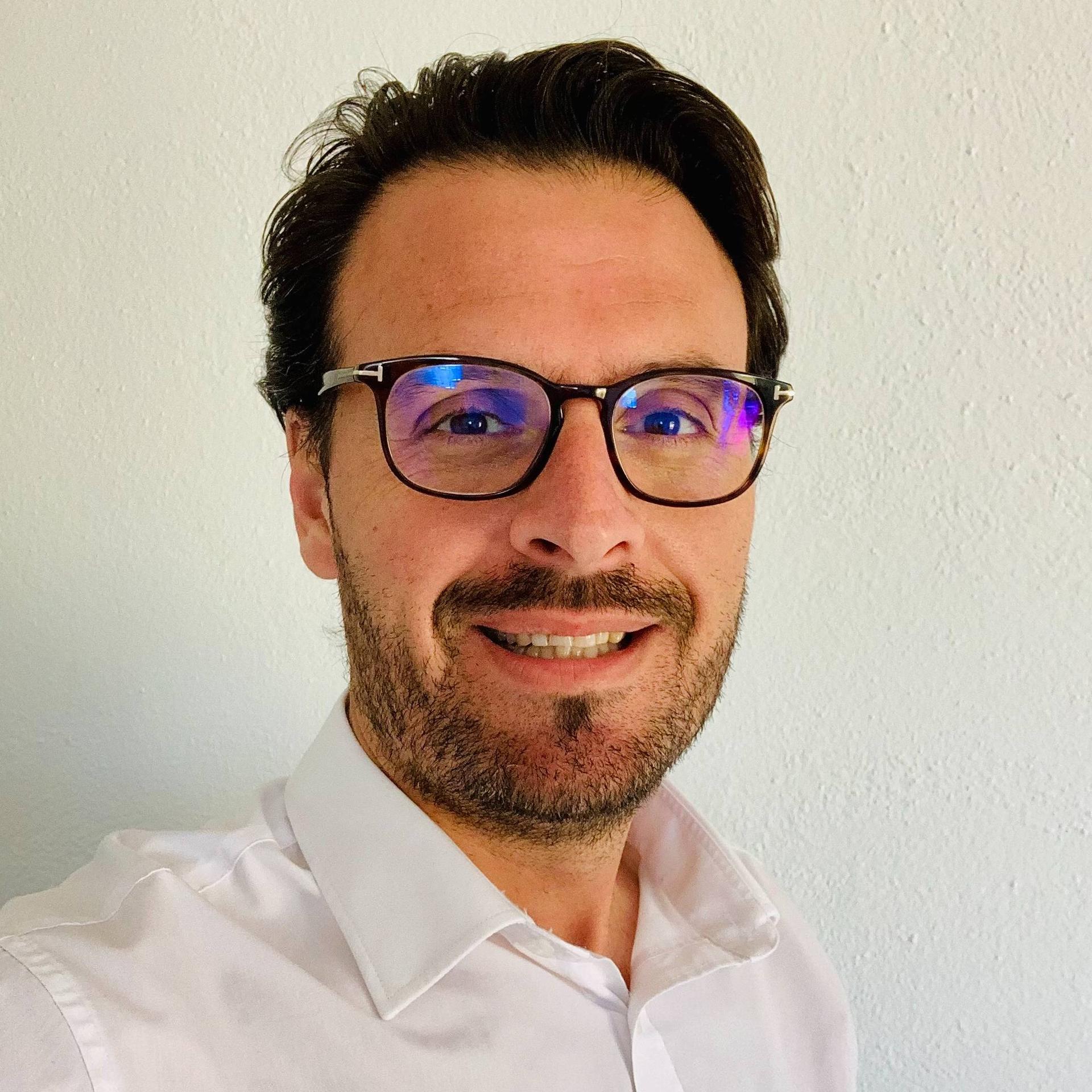 Adrian Hinrichsen