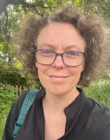 April Nelsine