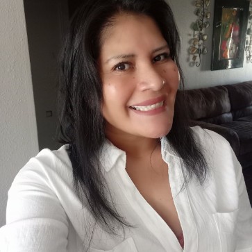 Karin Llovera Donayre