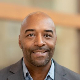 Mark Lyons
