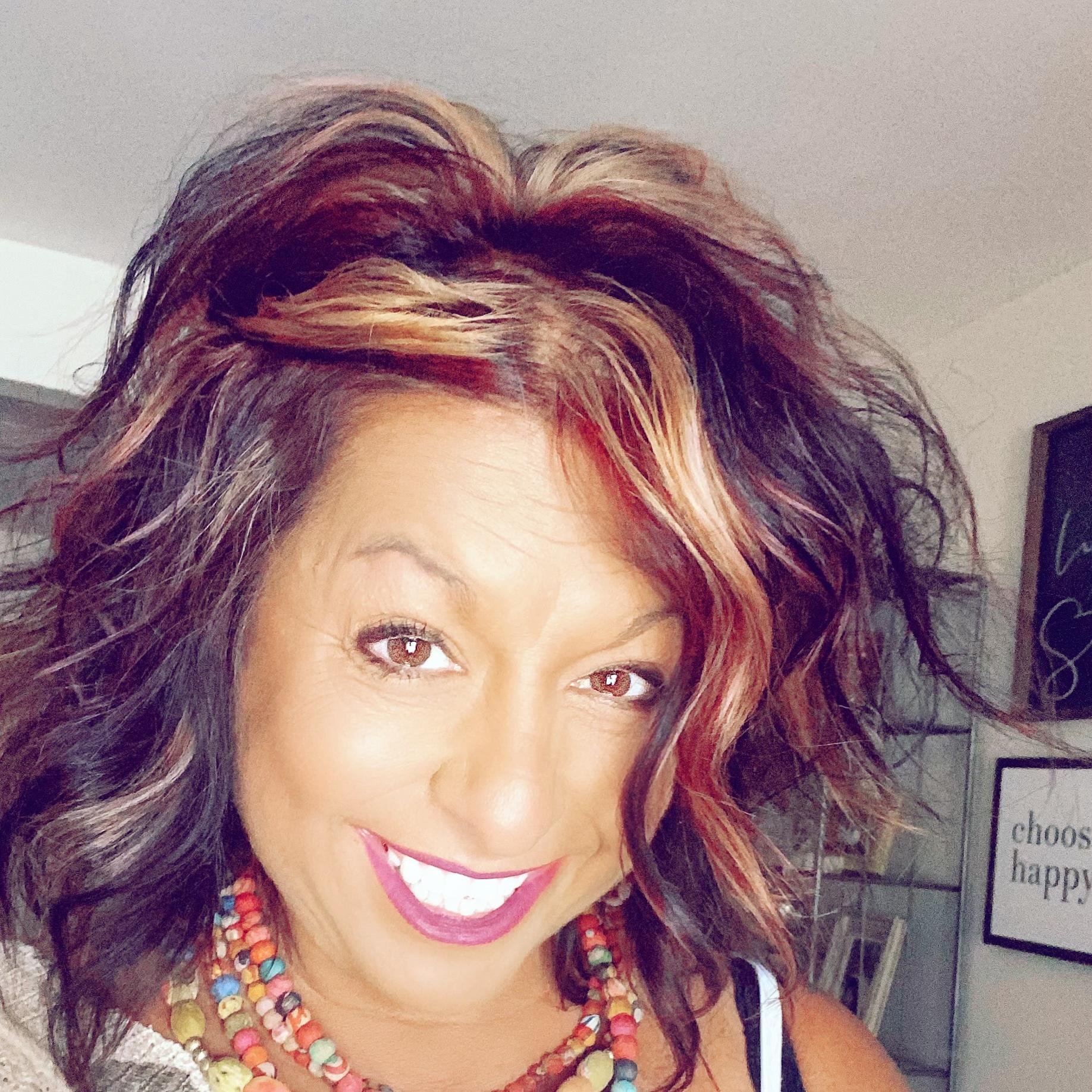 Lori Nelson