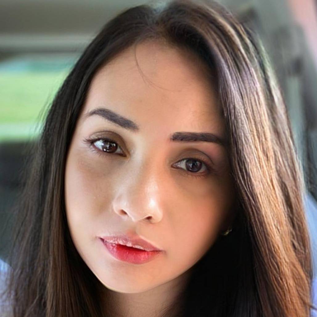 Jennifer Rosales